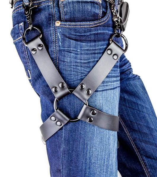 1 Black O Ring Black Leather Thigh Leg Harness